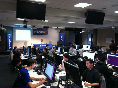 Preparatevi per la facebook hacker cup 2013!